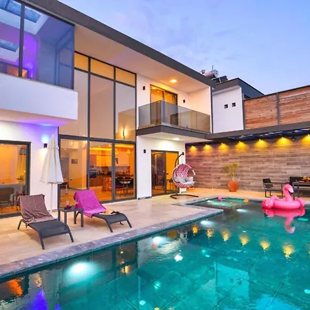 Kalkan 3 Bedroom Villa 8143